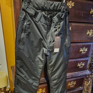 Ladies medium SNOW COLD weather pants  FREE SOLDIER brand